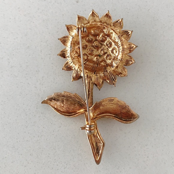 Vintage pearly sunflower brooch - Picture 5 of 5
